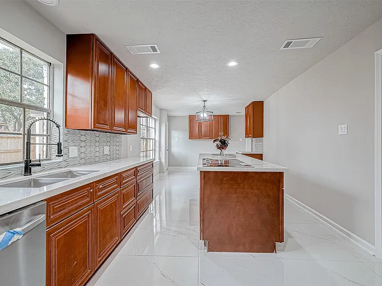 3102 Glenn Lakes Ln — Photo 12