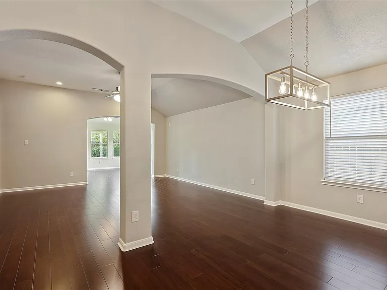 2362 Keegan Hollow Ln — Photo 10