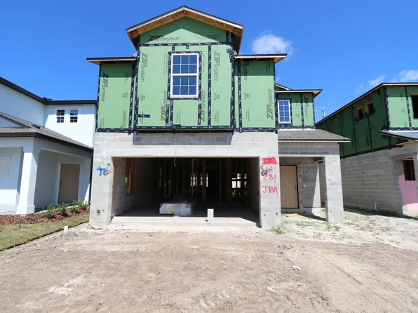 3101 Fall Harvest Dr, Zephyrhills, FL 33540