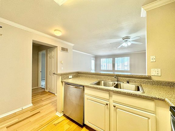 3rd image of 8889 Caminito Plaza Centro Unit 7433
