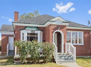 4935 Baccich St, New Orleans, LA 70122
