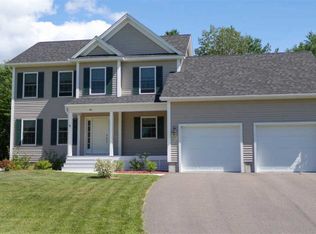 40 Walnut Grv, Colchester, VT 05446