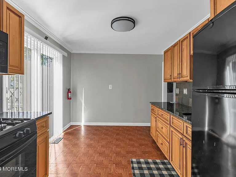 717 Harmony Rd — Photo 17