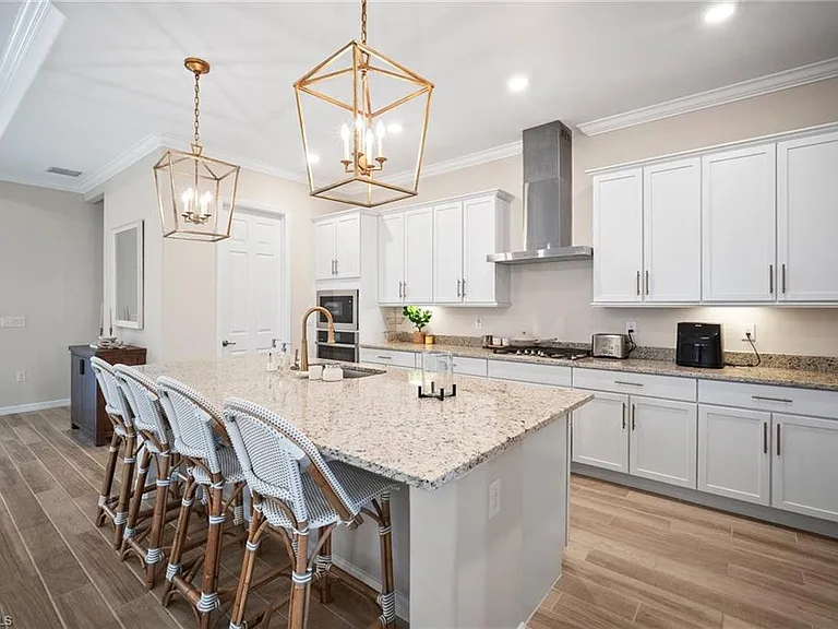 15871 Leaning Pine Ln — Photo 9