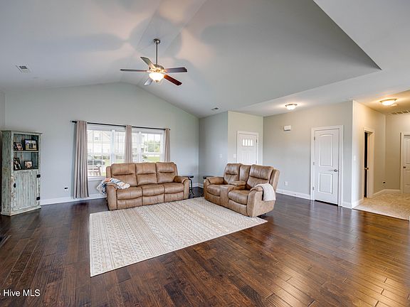 3rd image of 573 Villa Grande Drive
