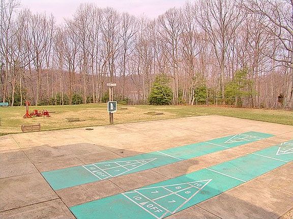 Shuffle Board