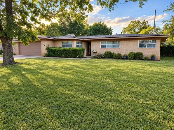 3334 Parkcrest Dr, Abilene, TX 79605