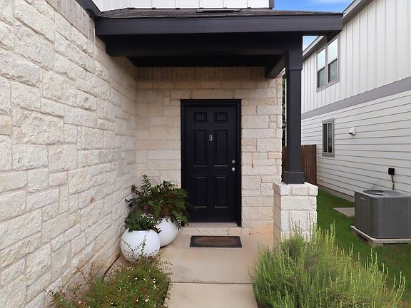 4th image of 39 Pacific Loon St