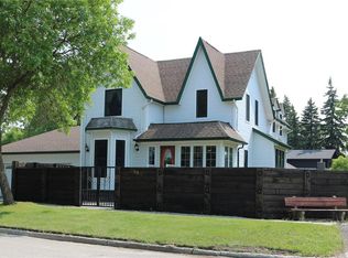 1001 Mark Ave, Moosomin, SK S0G3N0