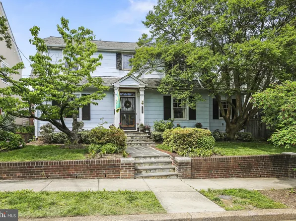 1209 Floral St NW, Washington, DC 20012