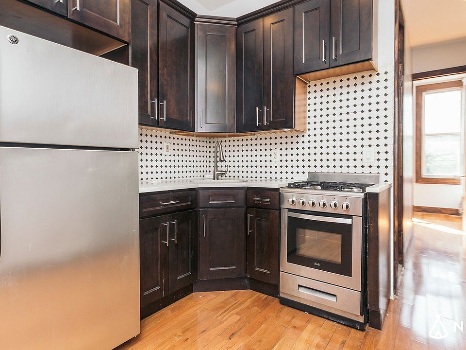 1st image of 179 Stanhope St #2A