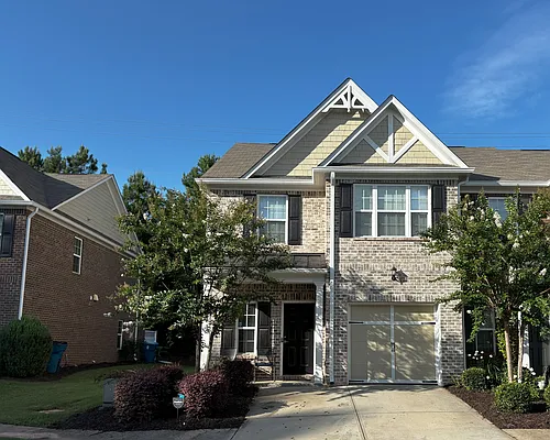 5600 Moresby Ct Photo 1