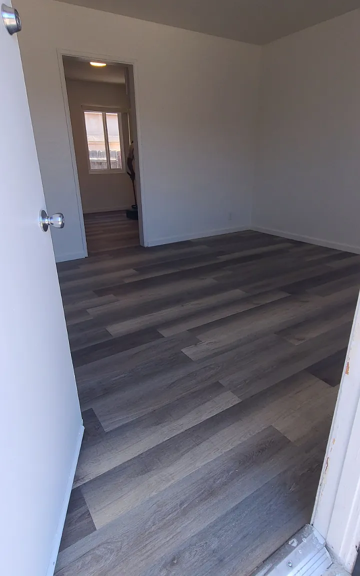 2 bed, 725 sqft, $2,000 — Photo 1