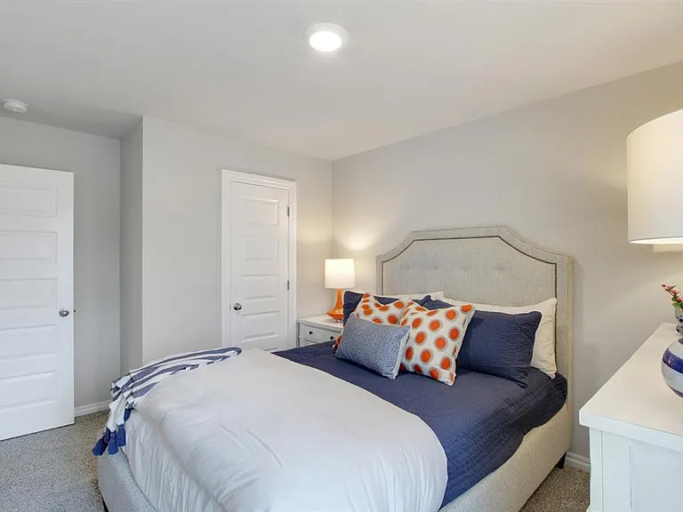 11701 SW 28th Ter — Photo 16