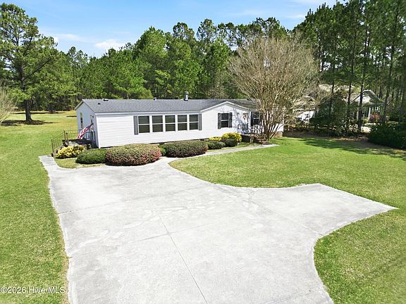 3rd image of 275 Folkstone Road