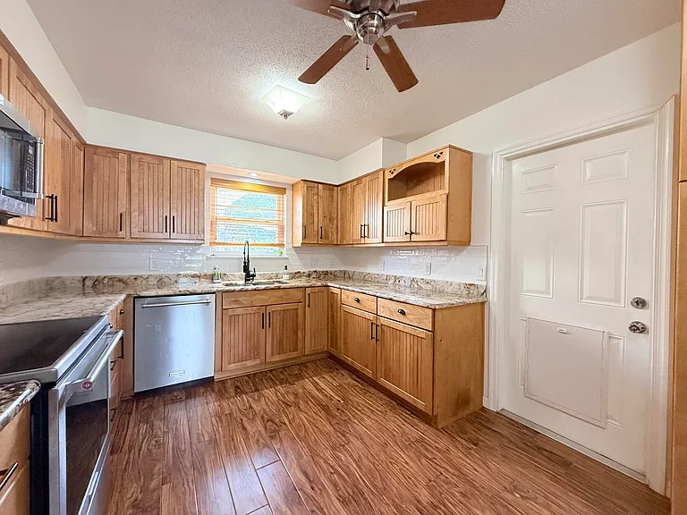 710 Osage Dr — Photo 10