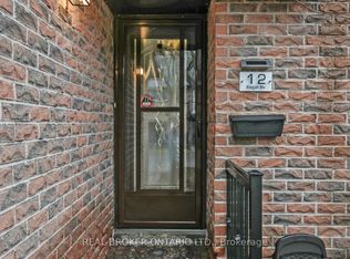 12 Woodglen Way, Markham, ON L3R3A8