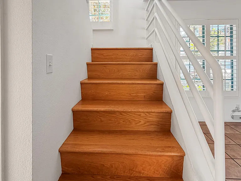 4297 Carpinteria Ave #5 — Photo 9