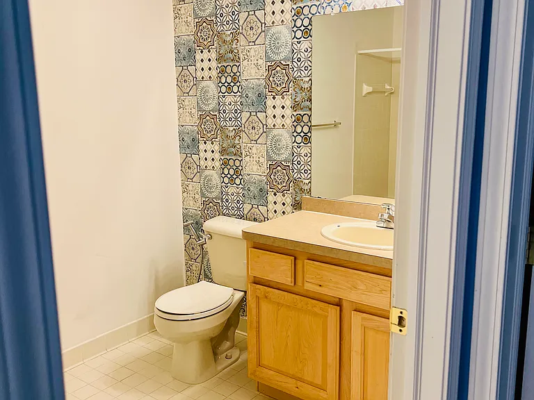 16836 Dover Dr #10 — Photo 31