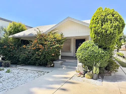 433 Palm Dr Photo 1