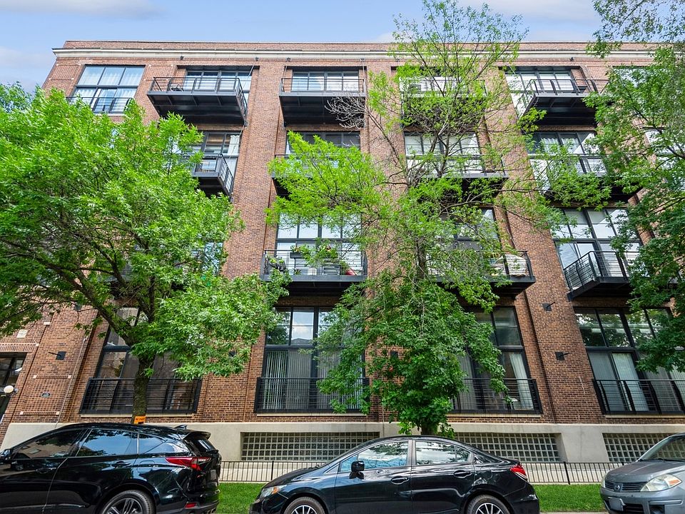 1st image of 1935 N Fairfield Ave APT 213