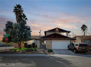 720 Cragin Park Dr, Las Vegas, NV 89107