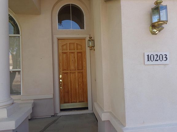 10203 E Meadow Hill Dr - 2017 027