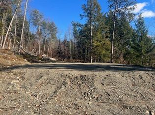 5 Peterson Rd, Dover Foxcroft, ME 04426