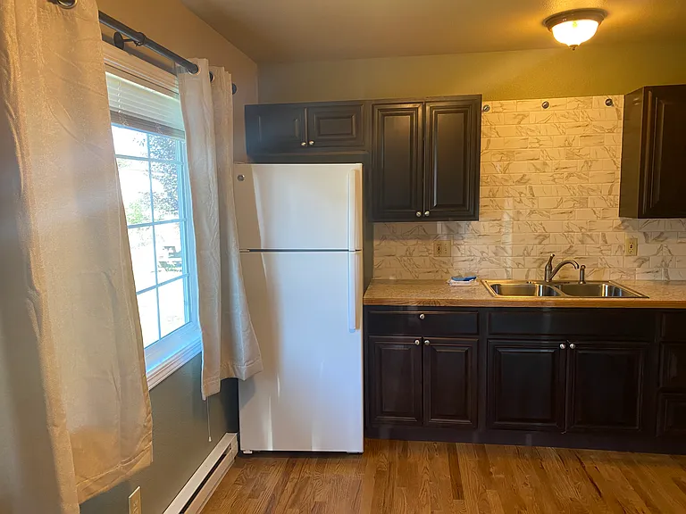 174 S 21st St #1 — Photo 3