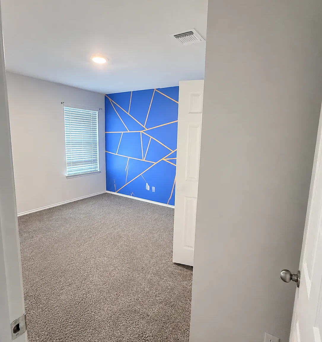 5 bed, 2.5 bath, 2644 sqft, $2,795 — Photo 4