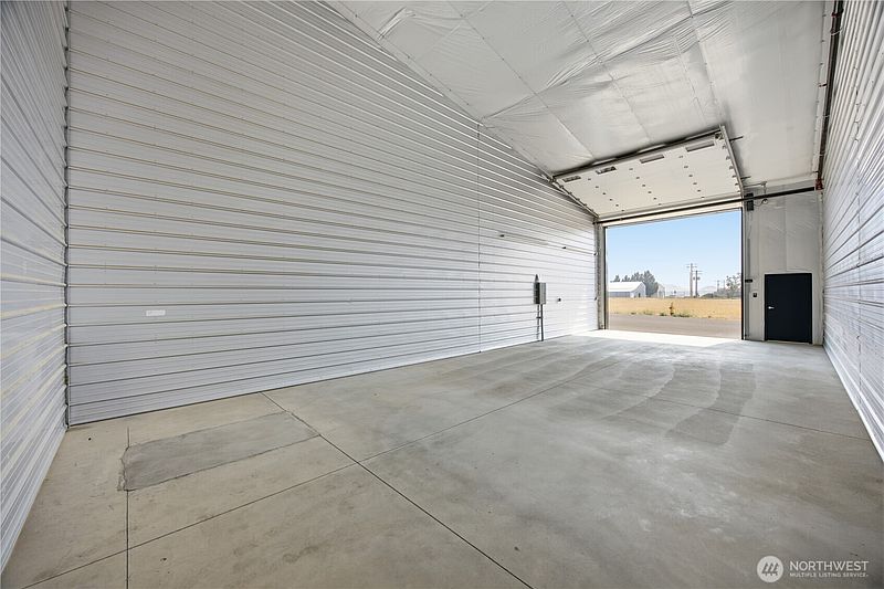 5th image of 73 E Shop Avenue #B-10
