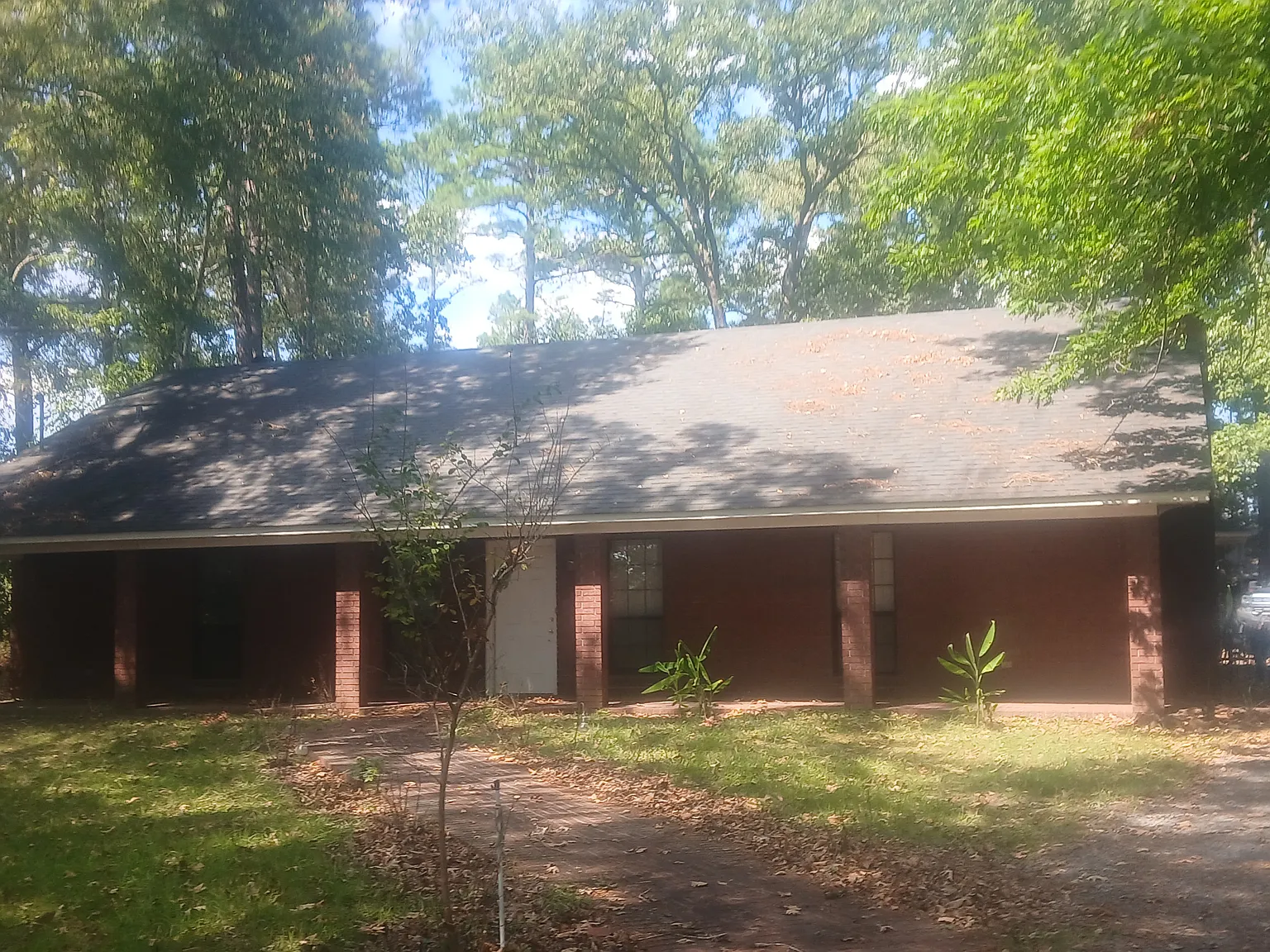 2 bed, 2.5 bath, 1900 sqft, $1,600 — Photo 1