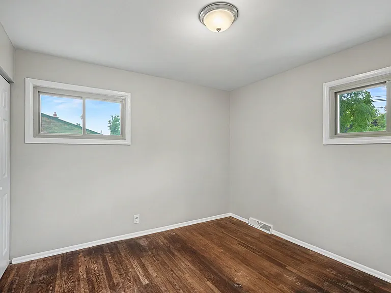 22282 E Schafer St — Photo 11