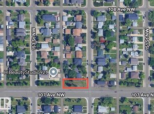 15210 107th Ave NW, Edmonton, AB T5P 0Y2