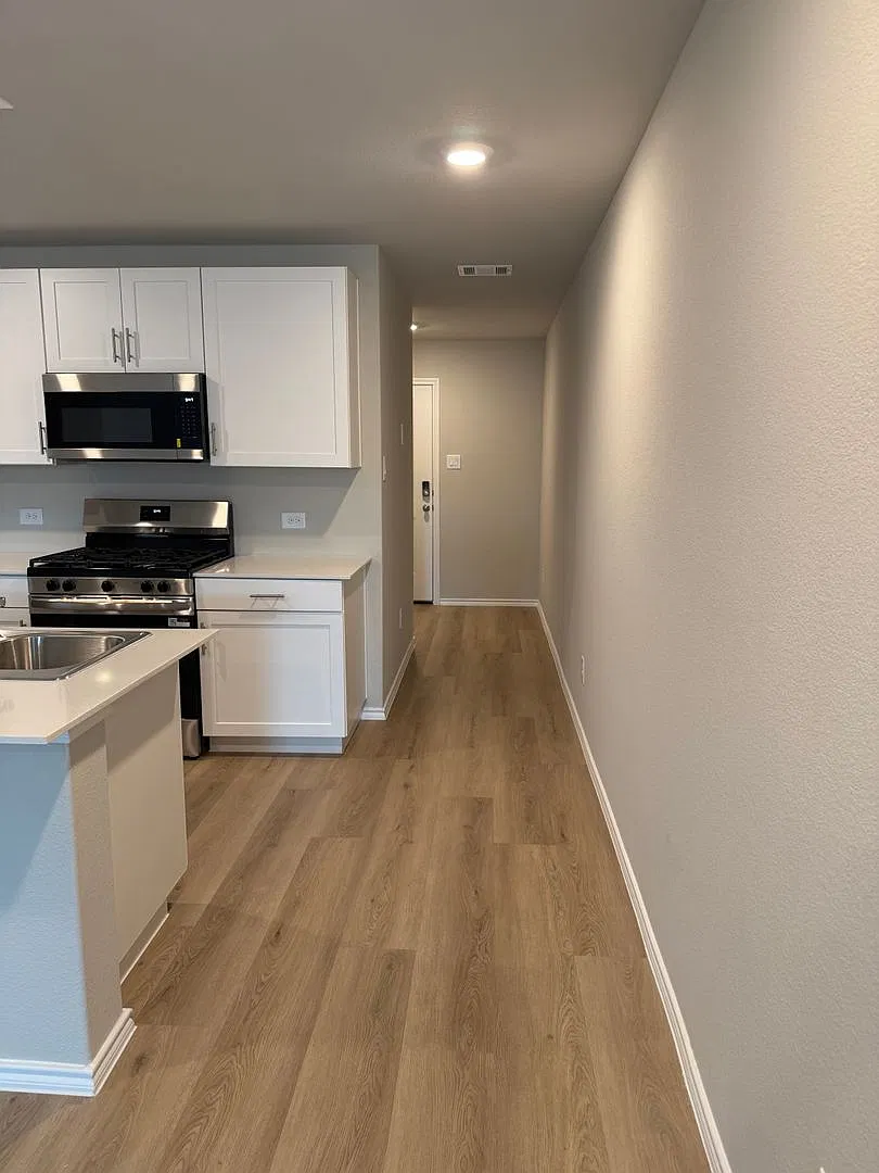 Brand New 4-Bed, 2-Bath Home w/New Appliances, Washer Dryer, Garage — Photo 3