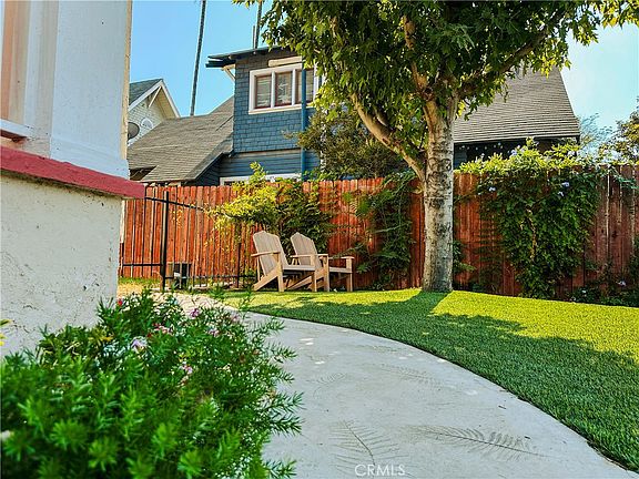 3rd image of 3770 Locust St