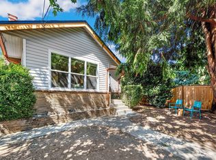 734 N 104th St, Seattle, WA