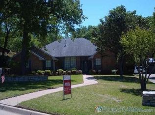 6402 Tranquility Ct, Arlington, TX 76016