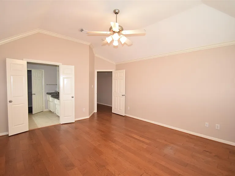 722 Memorial Heights Dr — Photo 30