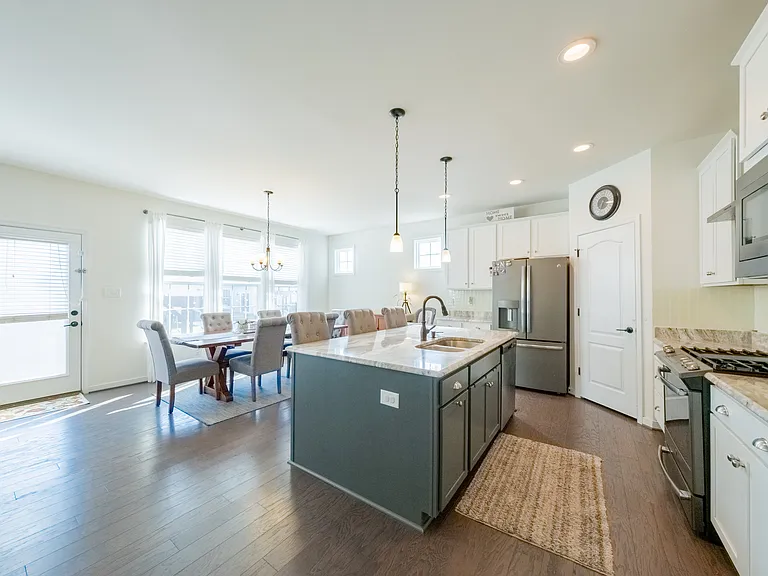 10878 Holman Ridge Rd — Photo 35