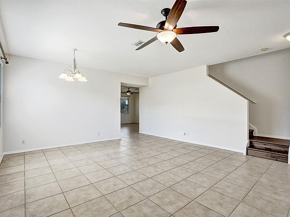 4th image of 864 SW Java Avenue