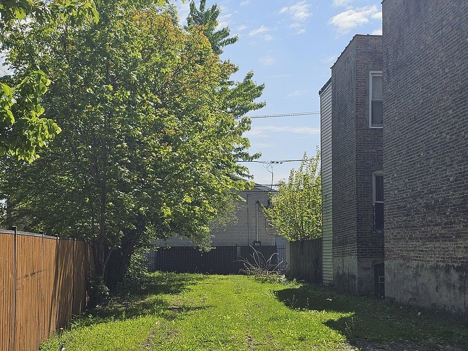 2nd image of 6507 S Marshfield Ave