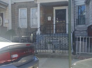 556 E 34th St, Brooklyn, NY 11203