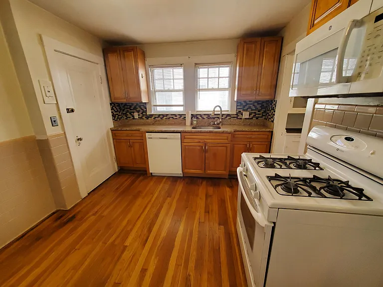1575 Centre St #1 — Photo 8