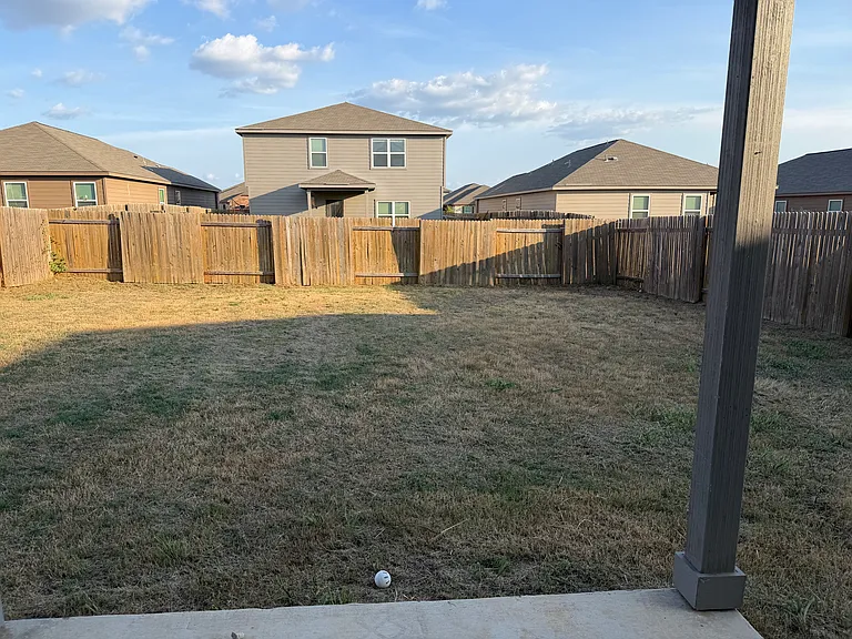 105 Declaration Ln — Photo 35