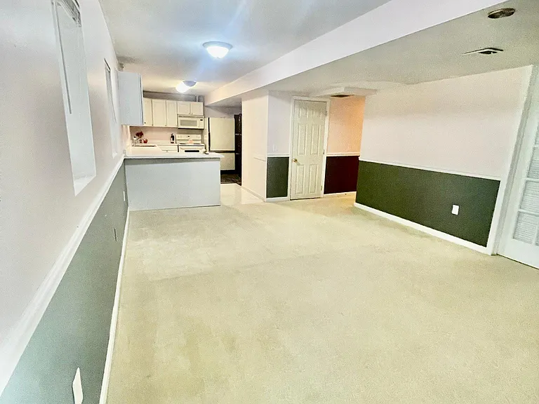 Preakness Dr — Photo 25