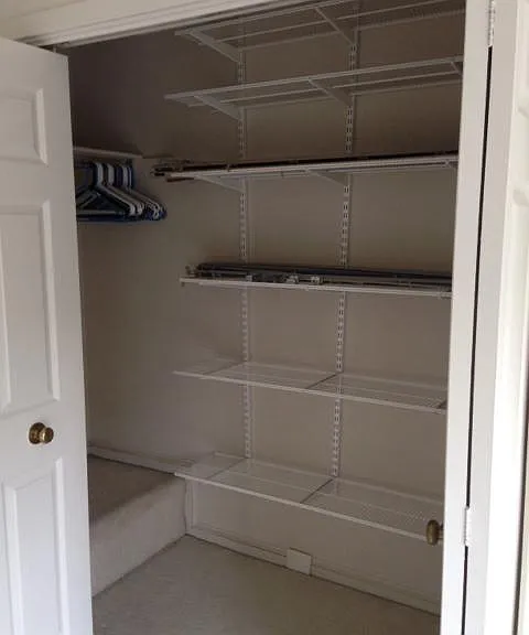 1824 N Ode St — Photo 5