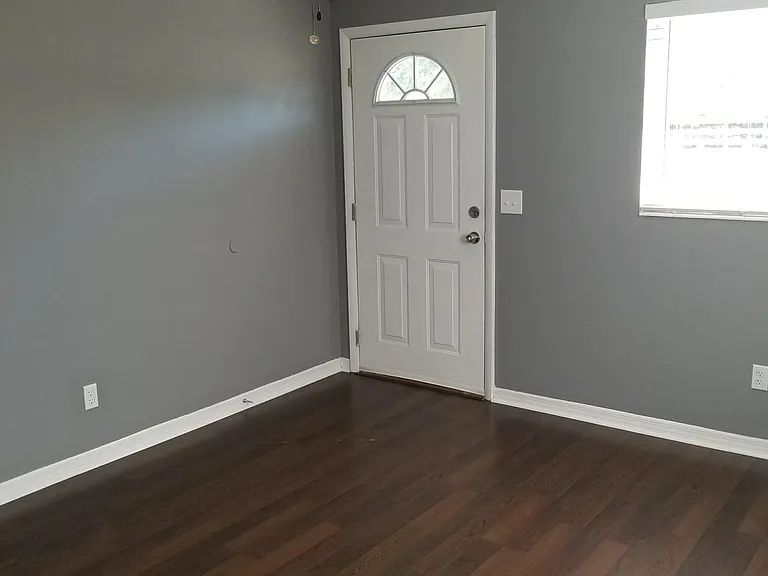 3209 W Lutz Lake Fern Rd — Photo 9
