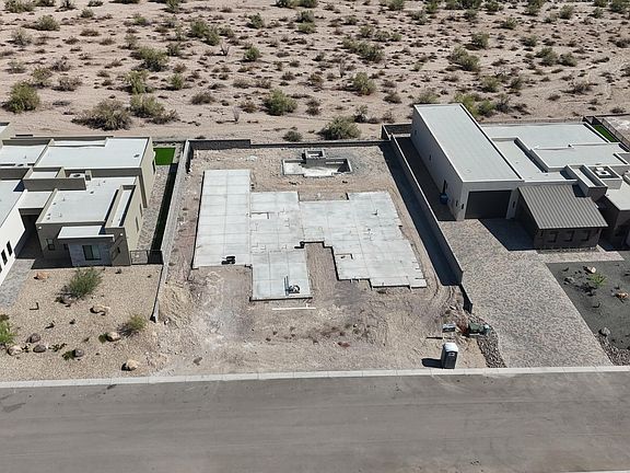 3rd image of 9032 Corte Barraso