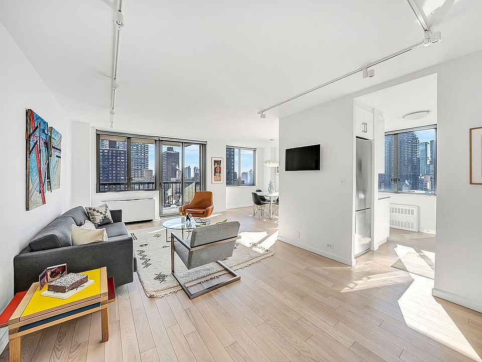 1st image of 300 E 54th St APT 22L
